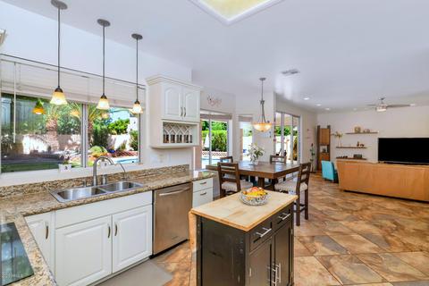 3834 E Hiddenview Dr, Phoenix, AZ 85048 photo 4