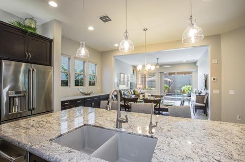 4642 E Navigator Ln, Phoenix, AZ 85050 photo 8