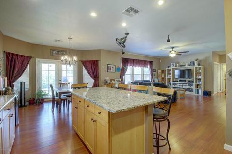 3538 E Santa Fe Ln, Gilbert, AZ 85297 photo 12