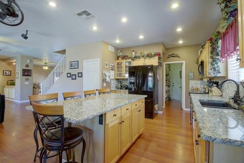 3538 E Santa Fe Ln, Gilbert, AZ 85297 photo 11