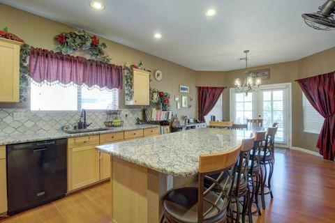 3538 E Santa Fe Ln, Gilbert, AZ 85297 photo 13