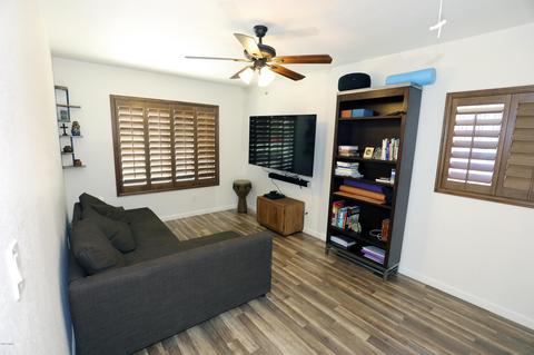 5642 N 7th Dr, Phoenix, AZ 85013 photo 9