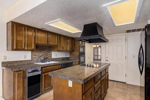 2210 E North Ln, Phoenix, AZ 85028 photo 14