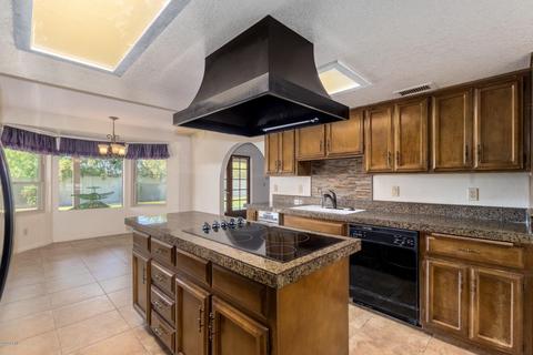 2210 E North Ln, Phoenix, AZ 85028 photo 16