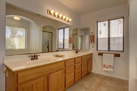 237 E Vaughn Ave, Gilbert, AZ 85234 photo 17