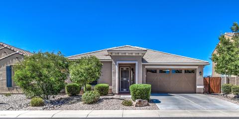 2920 E Meadowview Dr, Gilbert, AZ 85298 photo 1
