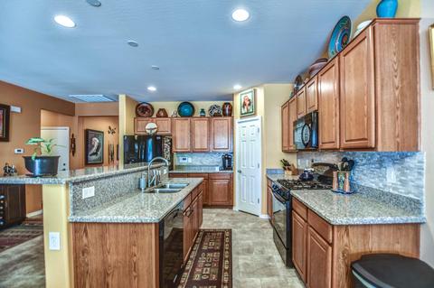 2920 E Meadowview Dr, Gilbert, AZ 85298 photo 9