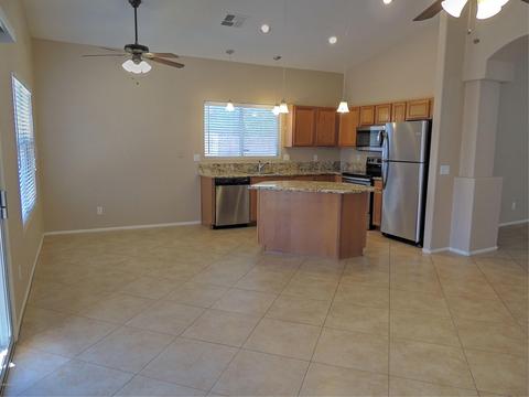 4711 E Desert Wind Dr, Phoenix, AZ 85044 photo 3