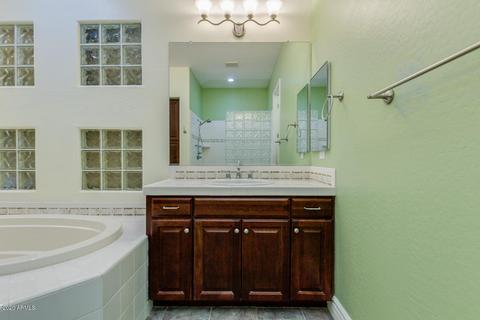 3220 E Branham Ln, Phoenix, AZ 85042 photo 35