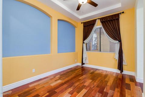 3220 E Branham Ln, Phoenix, AZ 85042 photo 12