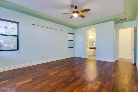 3220 E Branham Ln, Phoenix, AZ 85042 photo 8