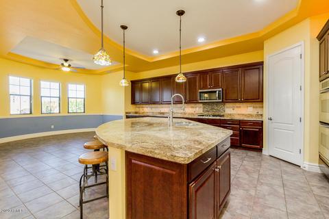 3220 E Branham Ln, Phoenix, AZ 85042 photo 22