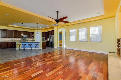 3220 E Branham Ln, Phoenix, AZ 85042 photo 7