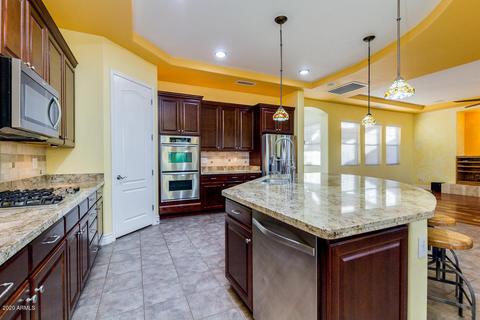 3220 E Branham Ln, Phoenix, AZ 85042 photo 21