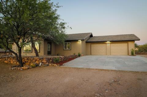 1481 S Prospectors Rd, Apache Junction, AZ 85119 photo 2