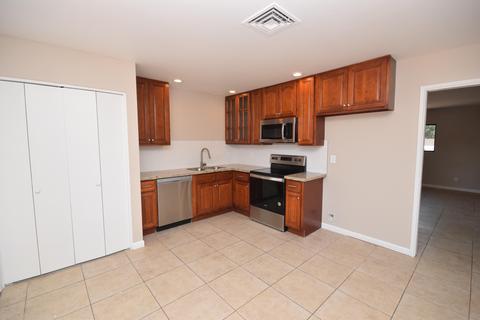3301 E Andorra Dr, Phoenix, AZ 85032 photo 5