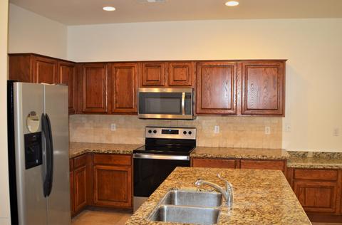 1321 E Strawberry Dr, Gilbert, AZ 85298 photo 18