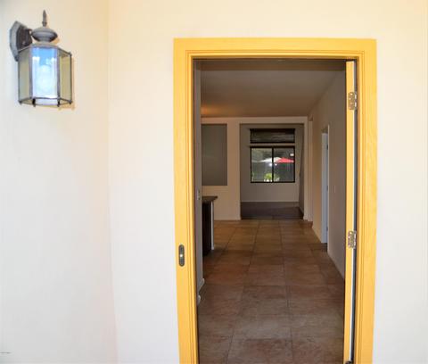 1321 E Strawberry Dr, Gilbert, AZ 85298 photo 4
