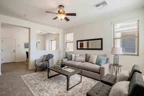 63 E Palomino Dr, Gilbert, AZ 85296 photo 5