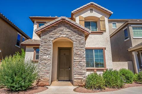 63 E Palomino Dr, Gilbert, AZ 85296 photo 1