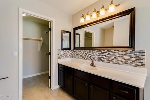 4037 S Summer Ct, Gilbert, AZ 85297 photo 19