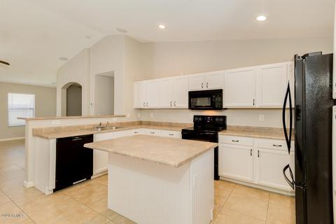 4037 S Summer Ct, Gilbert, AZ 85297 photo 13