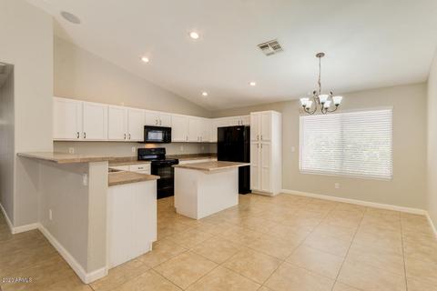 4037 S Summer Ct, Gilbert, AZ 85297 photo 9