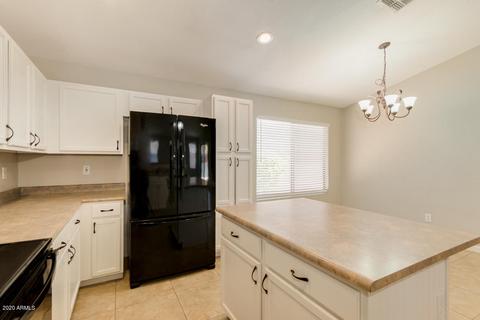 4037 S Summer Ct, Gilbert, AZ 85297 photo 11