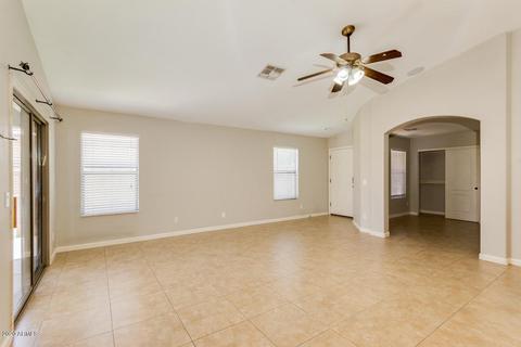 4037 S Summer Ct, Gilbert, AZ 85297 photo 5