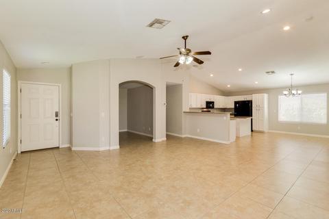 4037 S Summer Ct, Gilbert, AZ 85297 photo 4