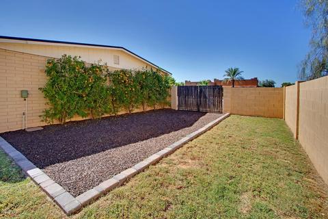 2240 E Angela Dr, Phoenix, AZ 85022 photo 2