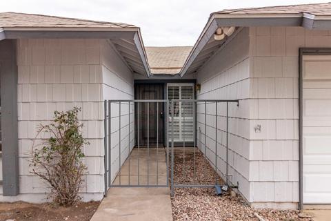 4002 E Apollo Rd, Phoenix, AZ 85042 photo 2
