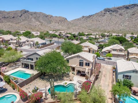 809 E Mountain Sage Dr, Phoenix, AZ 85048 photo 2