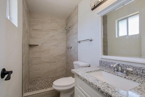 2914 E Sylvia St, Phoenix, AZ 85032 photo 11