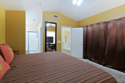 3229 E Wahalla Ln, Phoenix, AZ 85050 photo 20