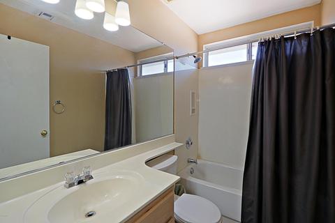 3229 E Wahalla Ln, Phoenix, AZ 85050 photo 24