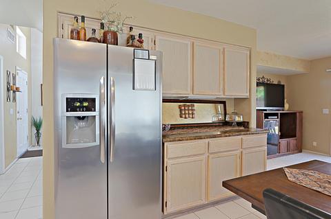 3229 E Wahalla Ln, Phoenix, AZ 85050 photo 15