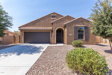 2856 E Meadowview Dr, Gilbert, AZ 85298 photo 2
