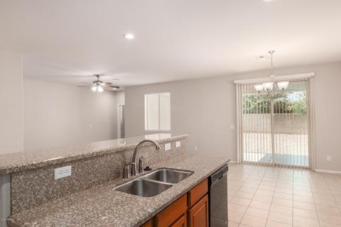 2856 E Meadowview Dr, Gilbert, AZ 85298 photo 9