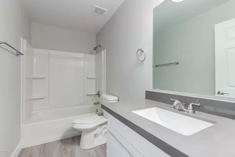 904 E Odeum Ln, Phoenix, AZ 85040 photo 22