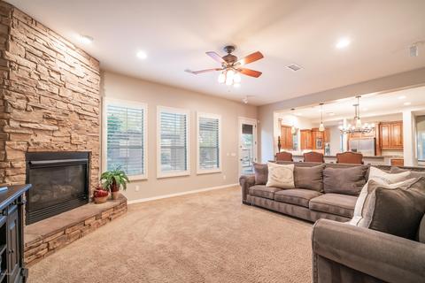 3832 Expedition Way, Phoenix, AZ 85050 photo 10