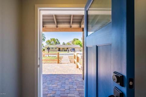 5343 E Avalon Dr, Phoenix, AZ 85018 photo 3