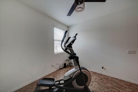 2323 E Branham Ln, Phoenix, AZ 85042 photo 25