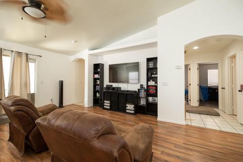 2426 W Carson Rd, Phoenix, AZ 85041 photo 5