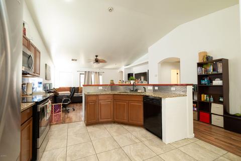 2426 W Carson Rd, Phoenix, AZ 85041 photo 8