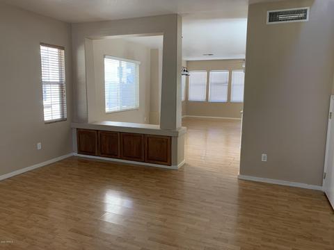 8735 E Lakeview Ave, Mesa, AZ 85209 photo 2