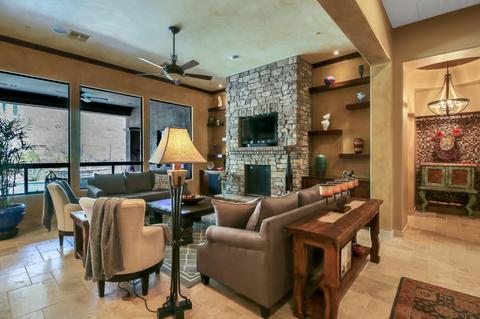 8527 E Regina Cir, Mesa, AZ 85207 photo 5