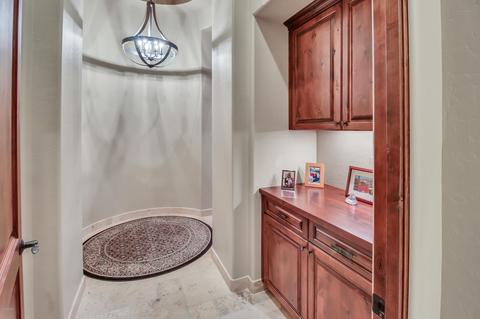 8527 E Regina Cir, Mesa, AZ 85207 photo 24