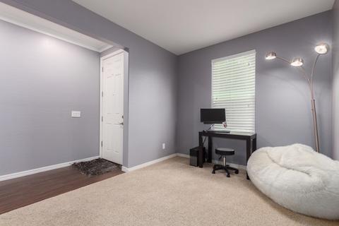 194 E Bernie Ln, Gilbert, AZ 85295 photo 3