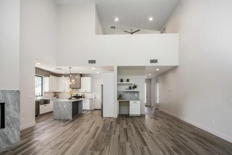 4002 E Campus Dr, Phoenix, AZ 85018 photo 10